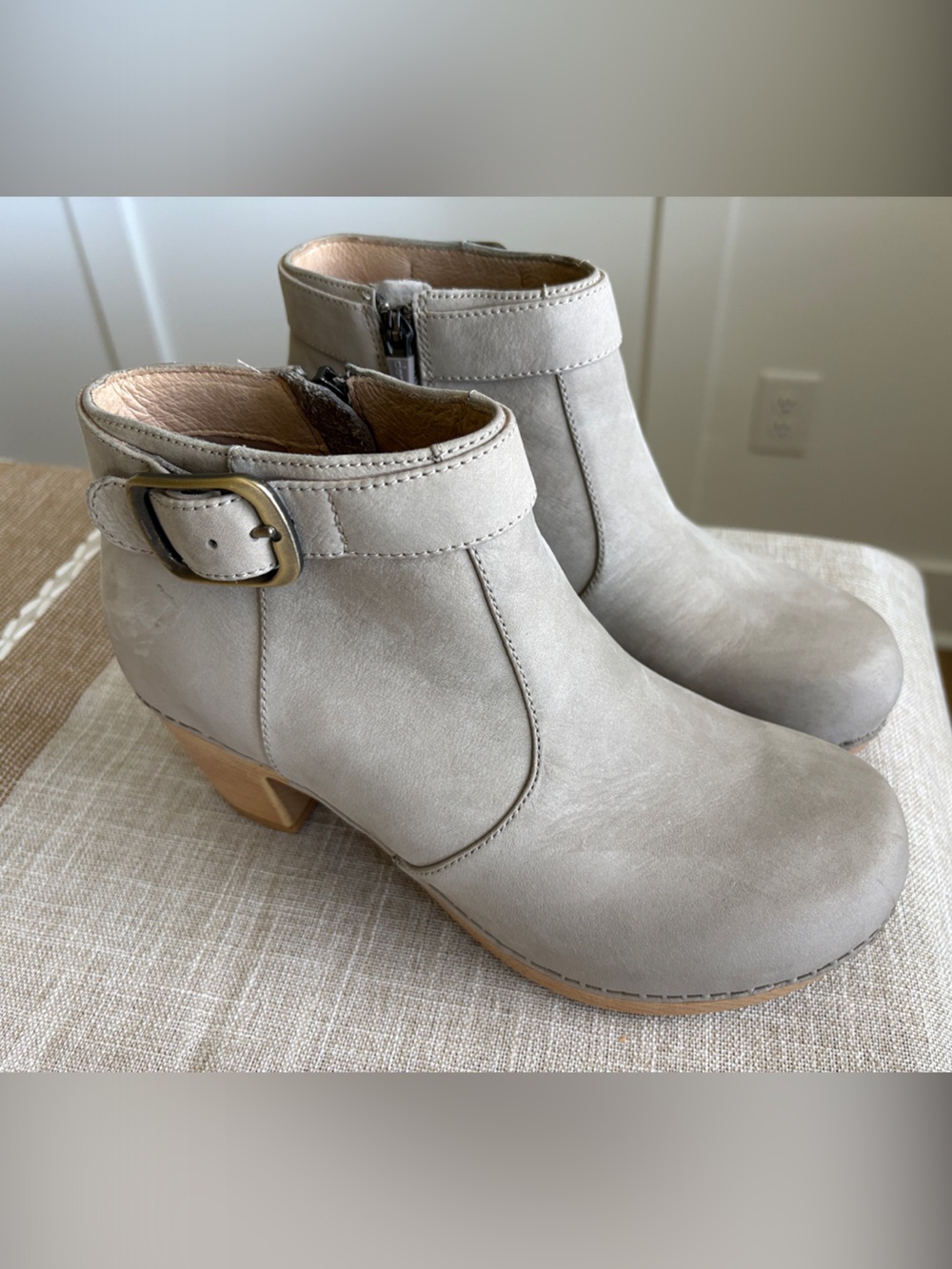 Dansko Light Gray Suede Ankle Booties with Buckle Size 38
